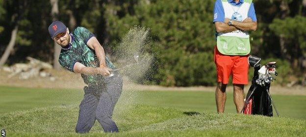 Timberlake plays out of the sand