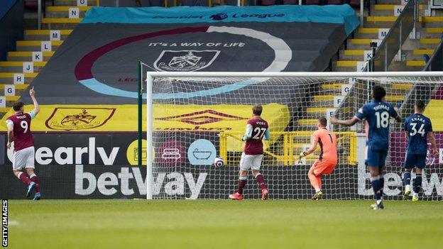 Chris Wood celebrates.