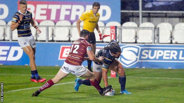 Konrad Hurrell grabbed Leeds' first try