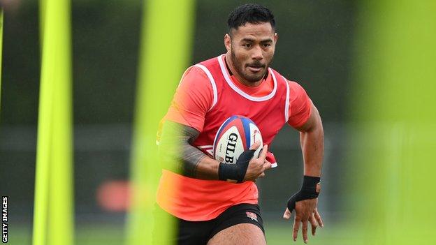 Manu Tuilagi in England training