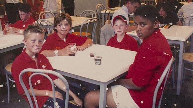 Billy Vunipola (right) with Harry Robinson (second left) and East Wales Schools Under-11s