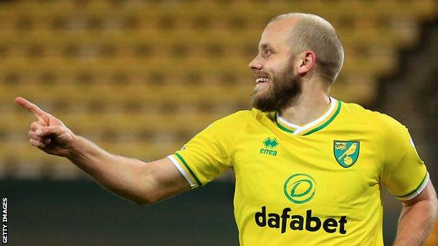 Teemu Pukki in action for Norwich