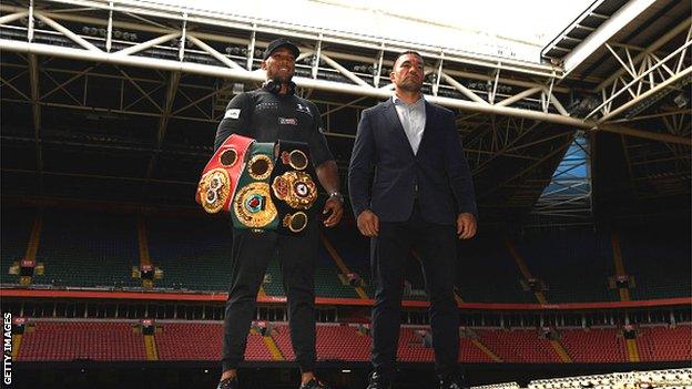 Joshua and Pulev at the Tottenham Hotspur Stadium