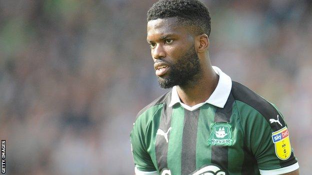 Joel Grant in action for Plymouth Argyle