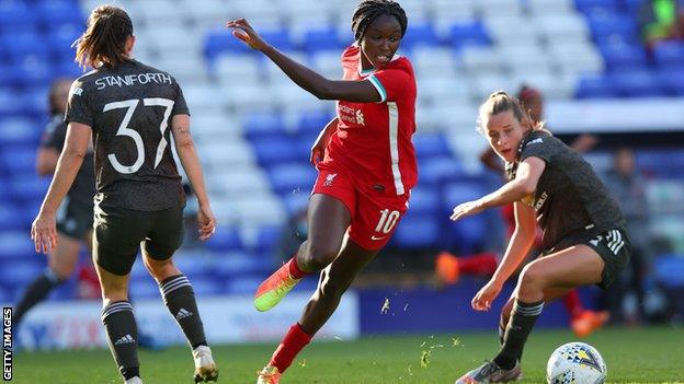 Rinsola Babajide playing against Manchester United