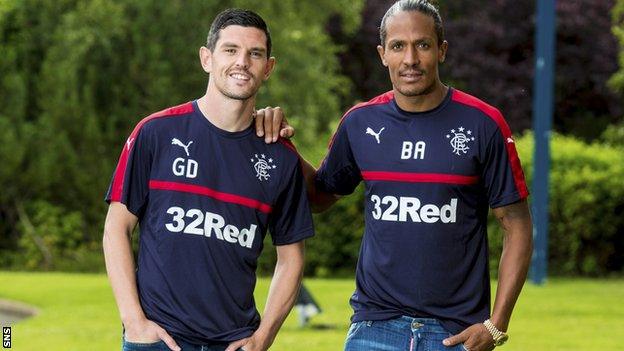 Graham Dorrans (left) and Bruno Alves