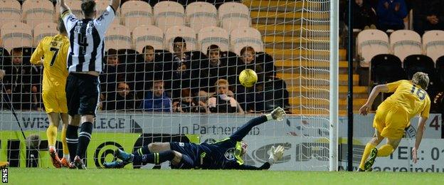 Alex Samuel scores for Morton