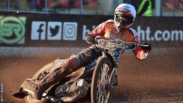 Swindon Speedway's Dawid Lampart racing in 2019