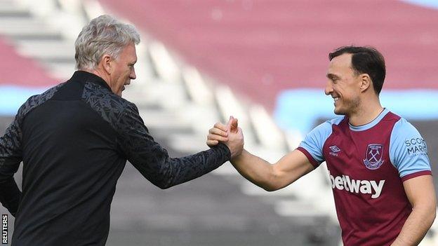 West Ham manager David Moyes (left) and Hammers midfielder Mark Noble