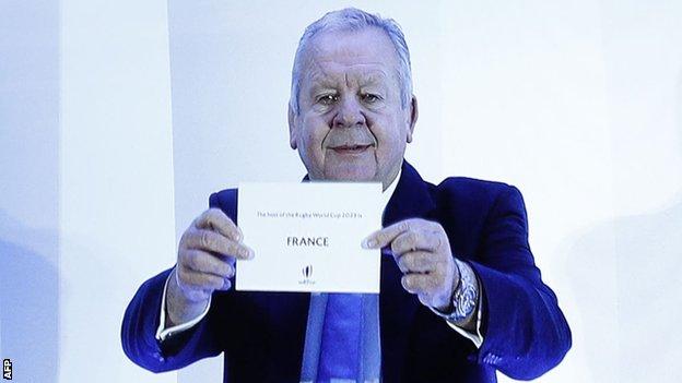 Bill Beaumont