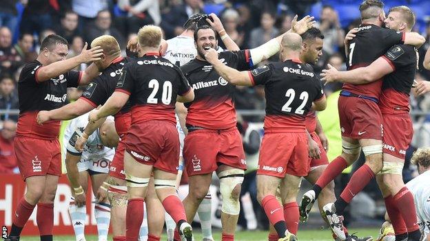 Saracens celebrate the final whistle