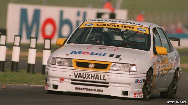 Vauxhall Cavalier winning a touring car race at Donnington Park in 1995