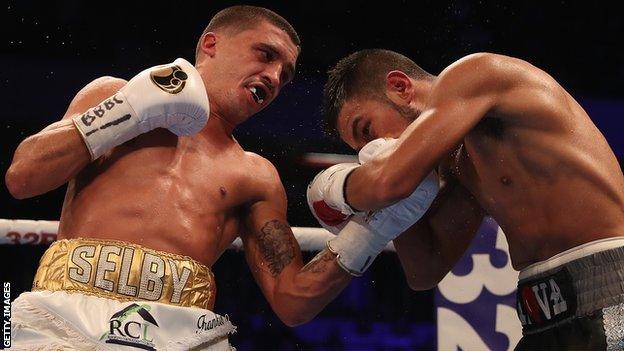 Lee Selby lands a shot on Eduardo Ramirez