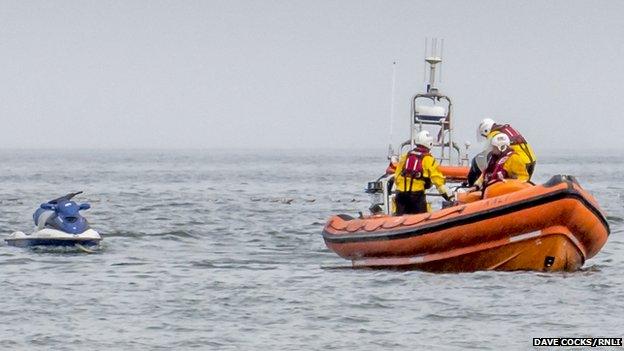 Lifeboat rescue