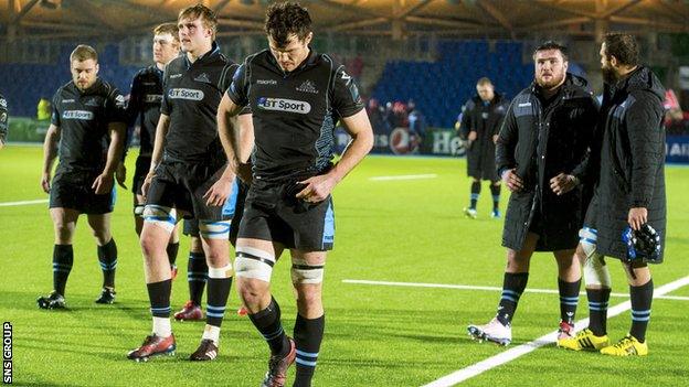 Glasgow lost 14-12 at home to Munster