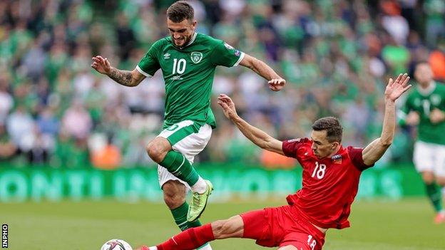 Troy Parrott in action against Azerbaijan last year