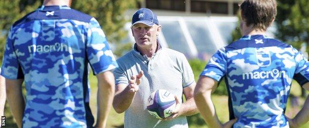 Vern Cotter dishes out instructions at Scotland training