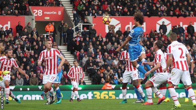 Nathan Ake scores for Bournemouth