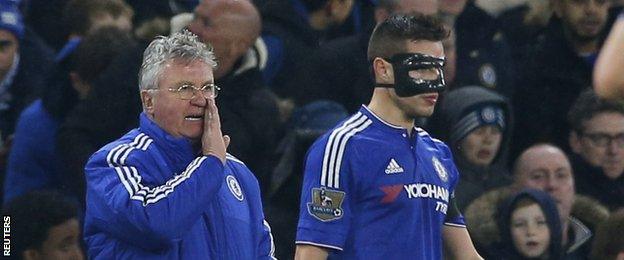 Cesar Azpilicueta (right) and Guus Hiddink (left)