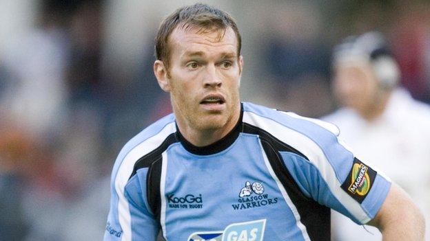 Jon Petrie in action for Glasgow Warriors