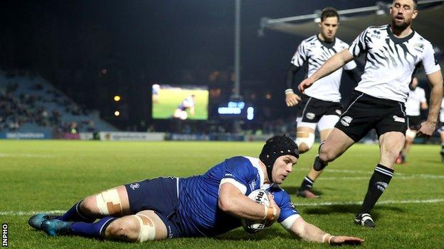 Sean O'Brien scores Leinster's first try in the win over Zebre