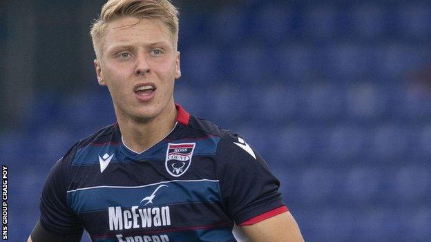 Ross County midfielder Jamie Lindsay