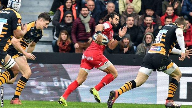 Yoann Huget scores for Toulouse