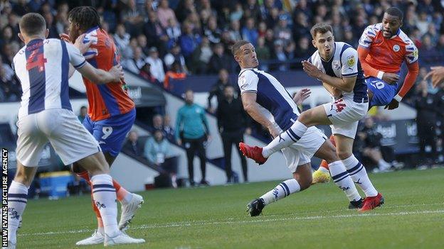 Olivier Ntcham scores Swansea's equaliser