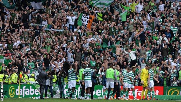 Celtic celebrate with their fans