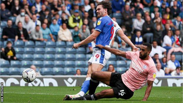 Sam Gallagher yn sgorio gôl gyntaf Blackburn