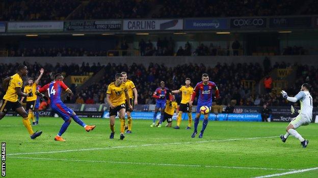 Jordan Ayew puts Crystal Palace ahead