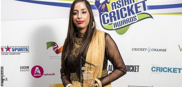 Women cricket player Salma Bi