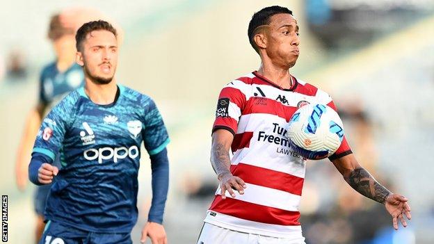 Keanu Baccus (right) in action for Western Sydney Wanderers