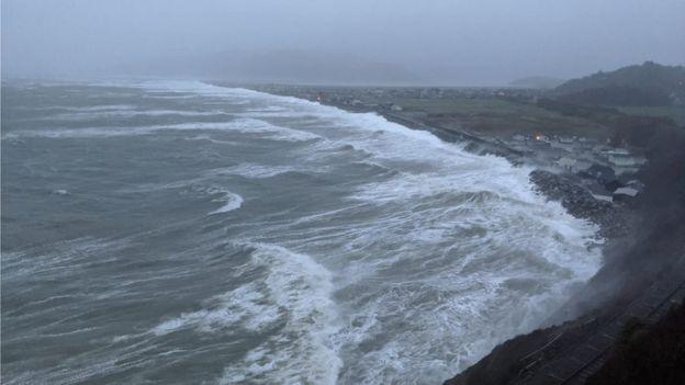 Waves on the beach at Fairbourne