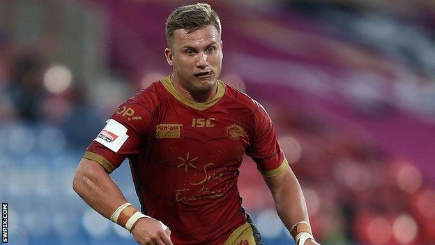 Josh Drinkwater in action for Catalans Dragons