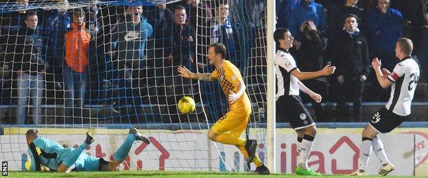 Denny Johnstone fired home from six yards to put the Greenock side in front