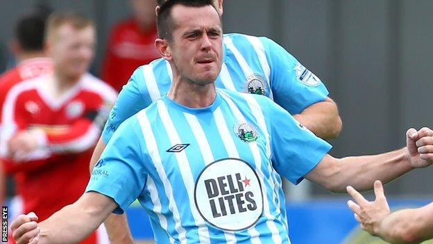 Stephen Hughes equalised for Warrenpoint against Institute