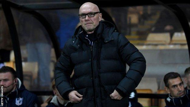 Port Vale boss Neil Aspin is looking to boost his strikeforce