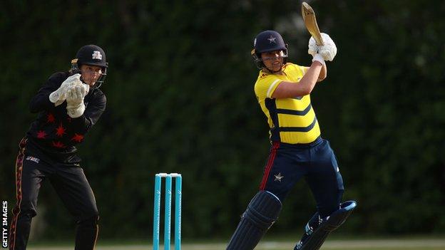 Alice Davidson-Richards (right) batting for South East Stars against Central Sparks