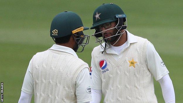 Asad Shafiq congratulates Imam-ul-Haq