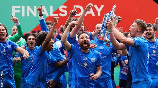 Warrington Rylands celebrate at Wembley