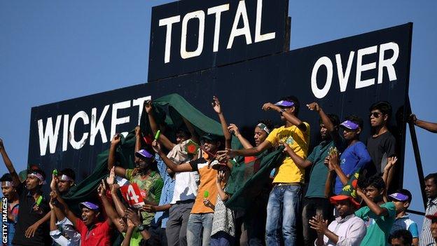 Bangladesh fans