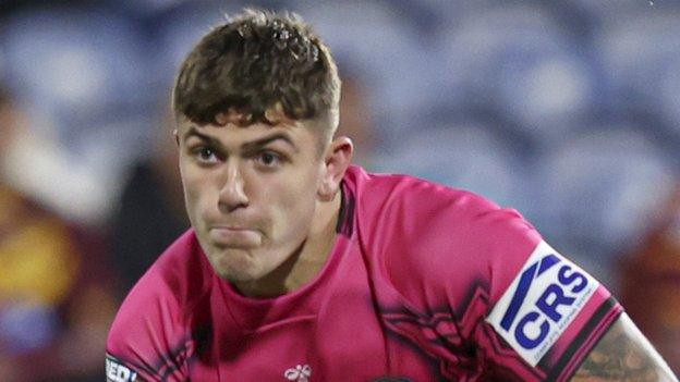 Wigan Warriors boss Matt Peet's criticism of Warrington Wolves came following the Wire's signing of young forward Matty Nicholson