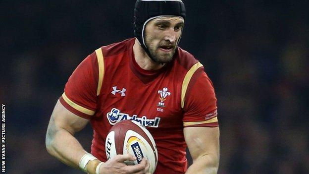 Luke Charteris