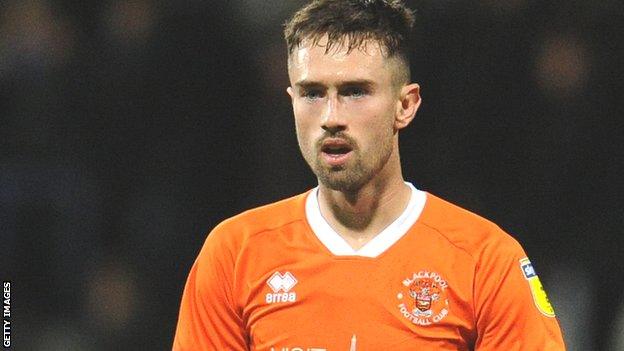 Ryan Hardie in action for Blackpool