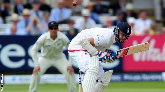 Stuart Broad has previously spoken about having to see a psychologist after being hit on the head by a bouncer from India’s Varun Aaron in 2014