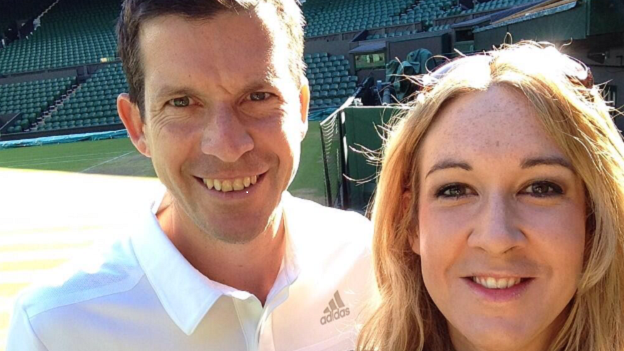 Roedd hi'n rali galed i berswadio Tim Henman i gael tynnu ei lun!