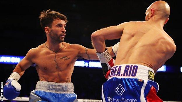 Lee Haskins beats Stuart Hall to retain his IBF bantamweight title