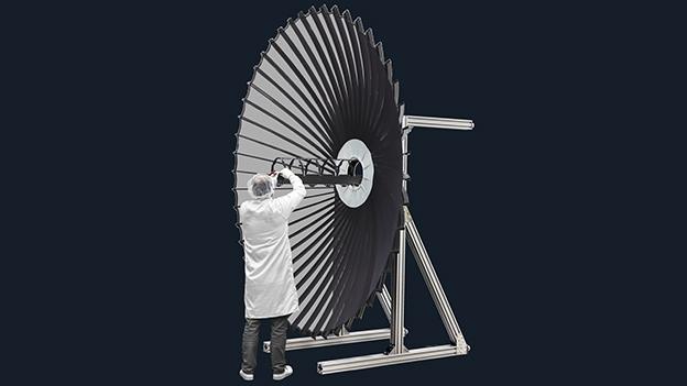 Wrapped rib antenna