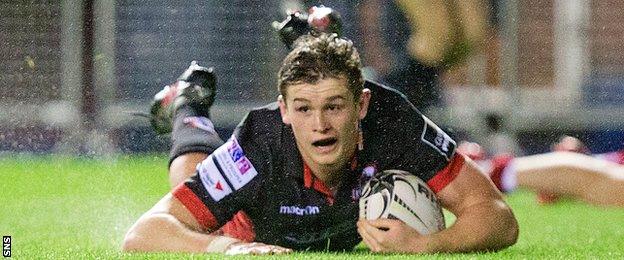 Magnus Bradbury scores Edinburgh's second try